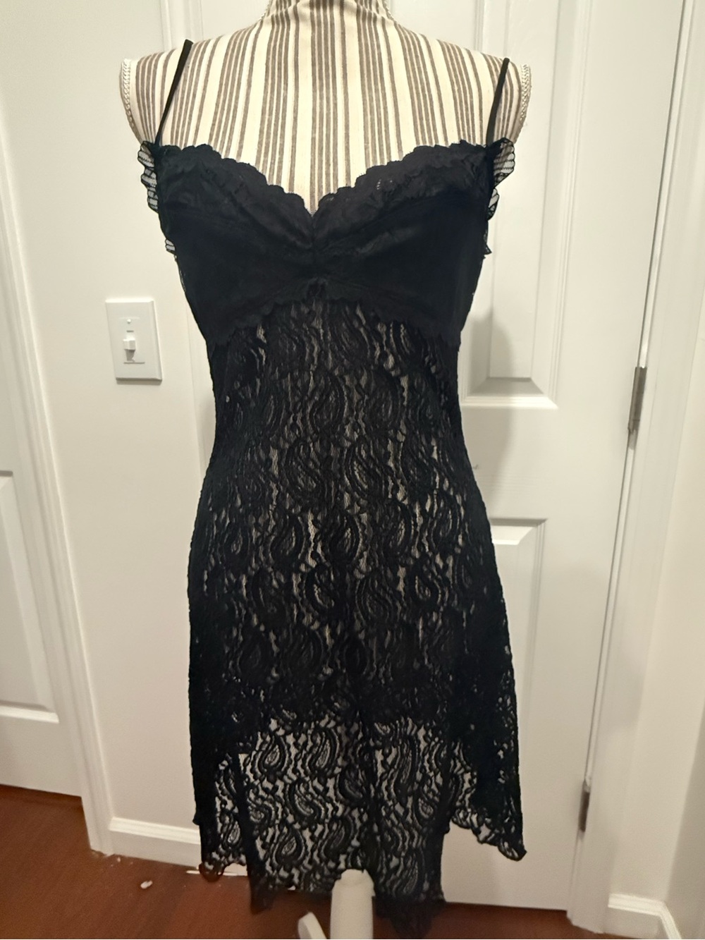 Réalisation Par Cindy Lace Mini Dress in Noir Black Large NWOT